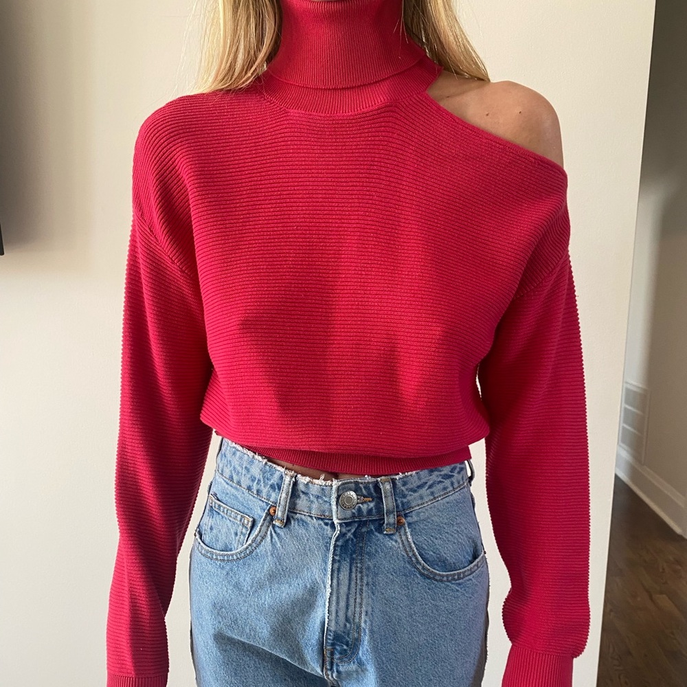 BCBGeneration hot pink brand new sweater size xs
